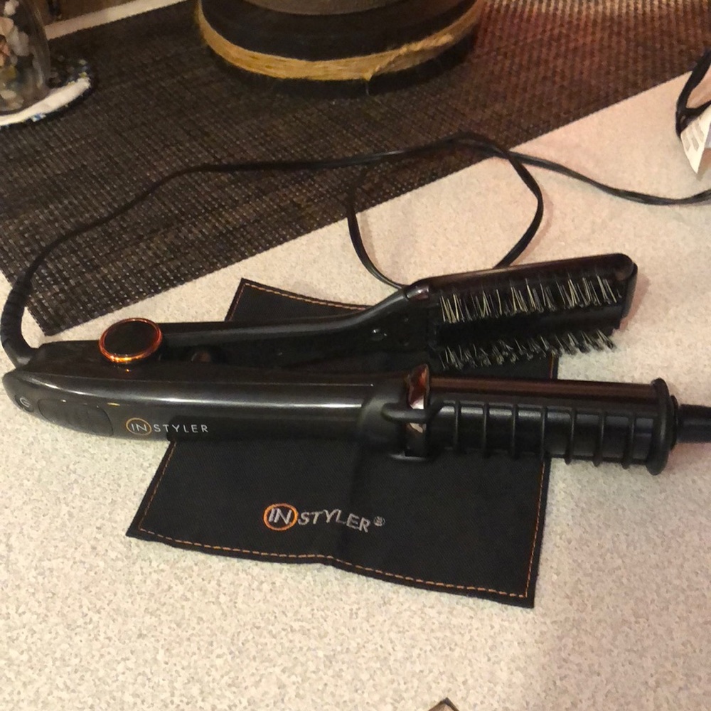 *FLASH SALE* INStyler  rotating iron